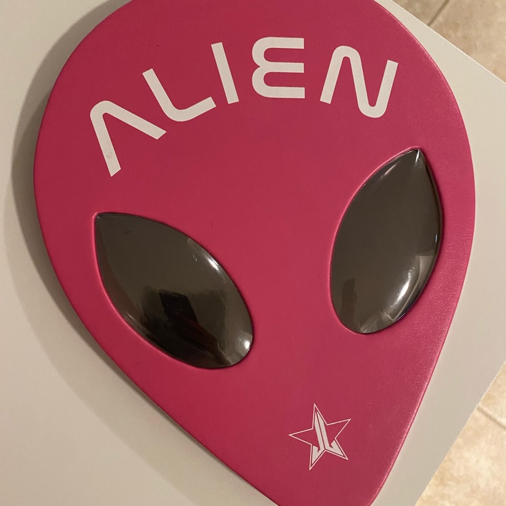 Jeffree Star Cosmetics Alien Palette